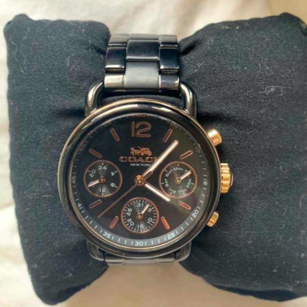 Coach watch - Picture 2 of 3